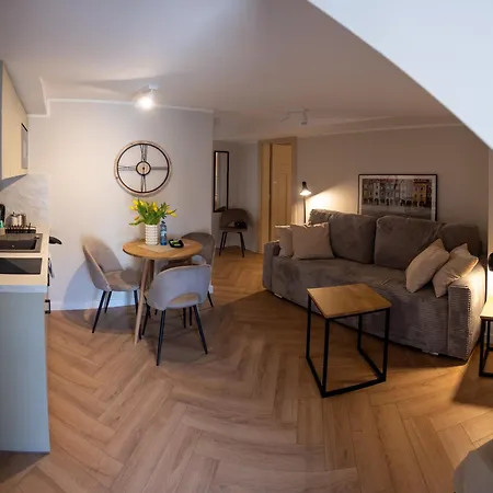 Apartamenty Drevny Kocur דירה *